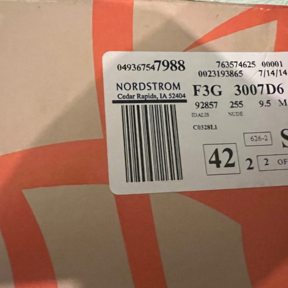 Nude high heel pumps - Picture 4 of 4